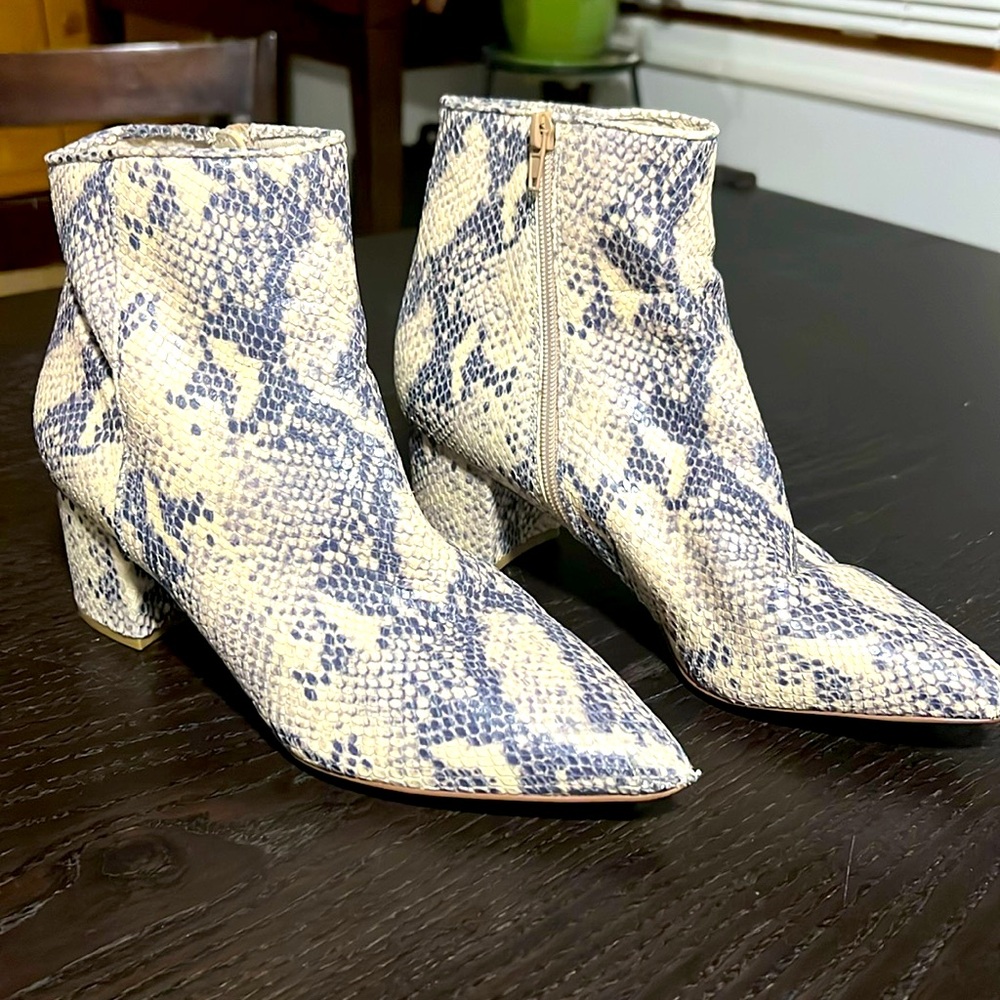 Steve Madden Block heel snake skin leather booties